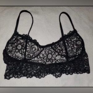 Black Lace Bralette (no tags) Sz: Small